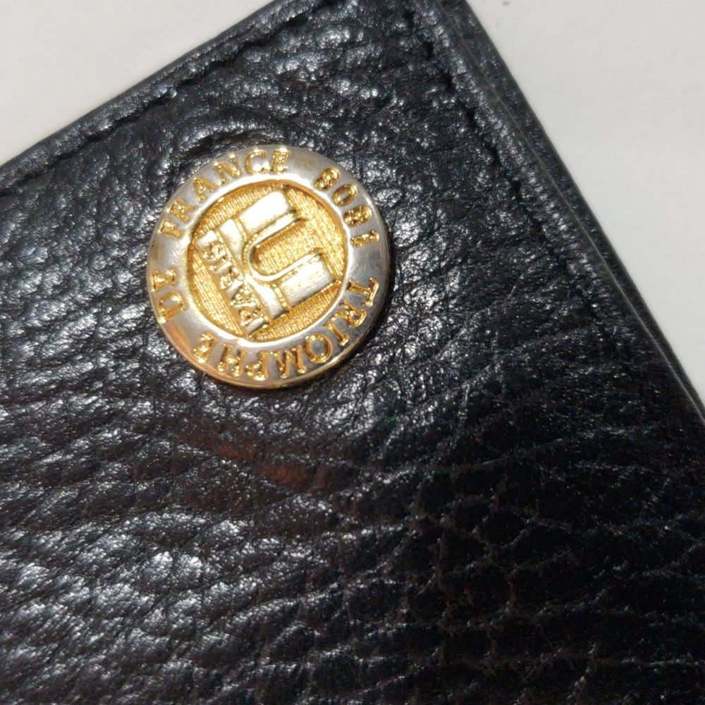 Triomphe de France Black Leather Men Wallet with Gold tone Accent - 4.5" x 3.5" - Picture 4 of 13